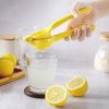 Home Manual Lemon Squeezer Aluminum Alloy Hand Pressed Orange Fruit Juicer Portable Practical Kitchen Tools Mini Blender - Yellow
